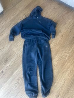 Alo yoga suit