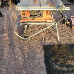 Rigid 15 Amp 10 Inch Table Saw With Stand