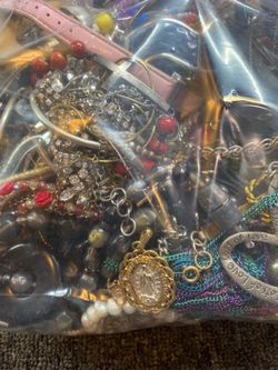 5 Pound Unsorted Fashion Jewelry Lot – Necklaces, Bracelets, Rings & More!