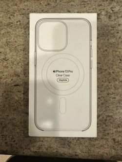 Apple MagSafe Clear Case for iPhone 13