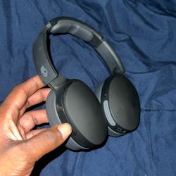 Bluetooth Skullcandy Headphones 