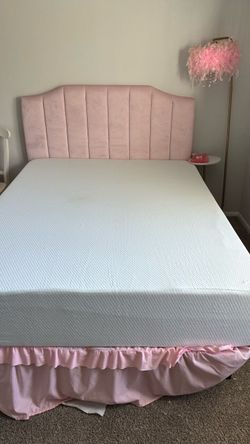 MEMORY FOAM MATTRESS GREAT CONDITION