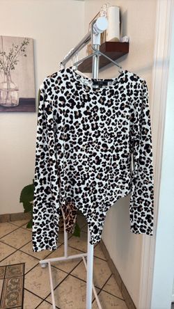 Animal print body suit xl