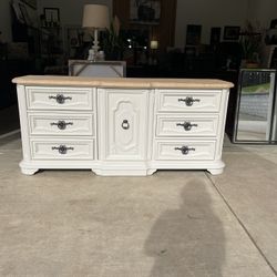 Stanley Solid Oak Dresser 