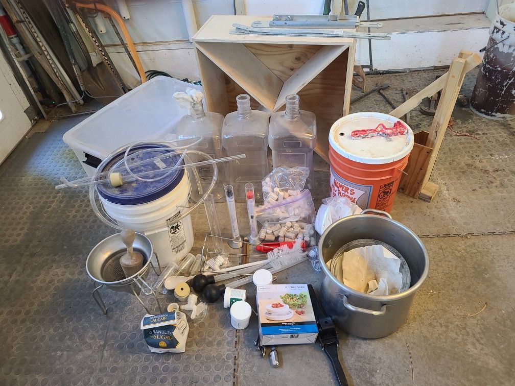 Wine Making Supplies 