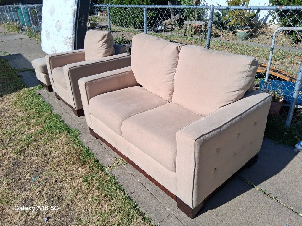 Couch Set