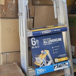 Brand New 6 Ft Ladder 