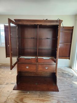 Beautiful Bassett China Cabinet