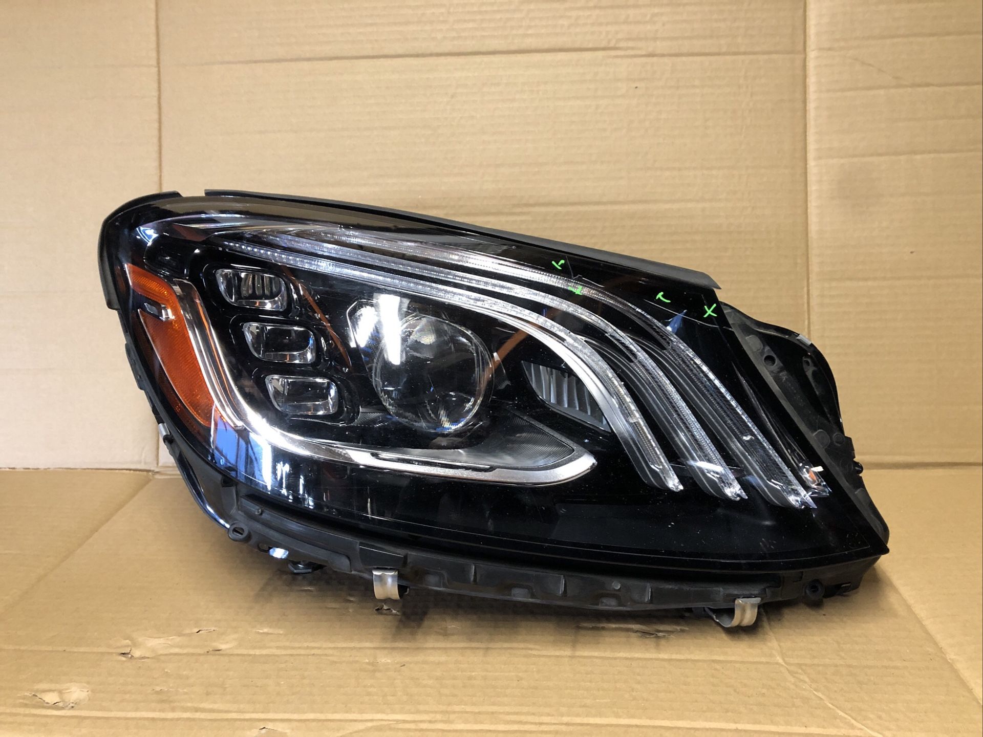2018 2019 2020 Mercedes Benz S Class S560/S63 RH Headlight Full LED OEM