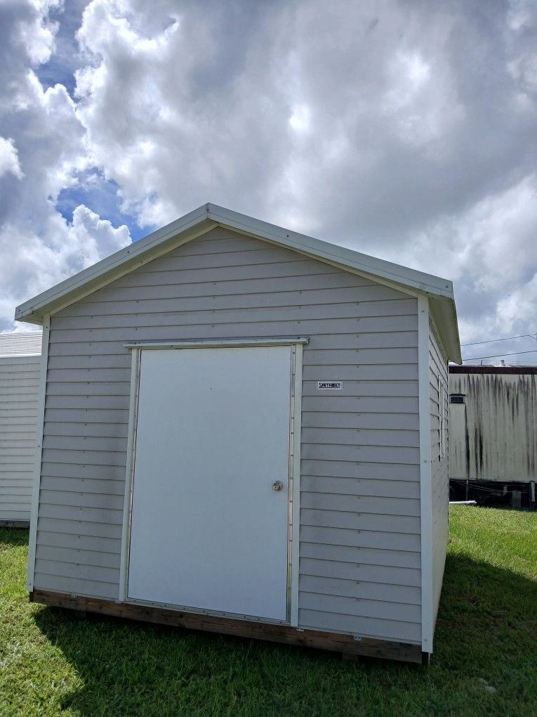 10x12 Smithbilt Shed Used