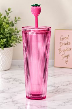 🍓 Pink Strawberry Tumbler with Straw Topper – Brand New
