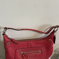 Coach Red Pebbled Leather Penelope Hobo Hand Bag 