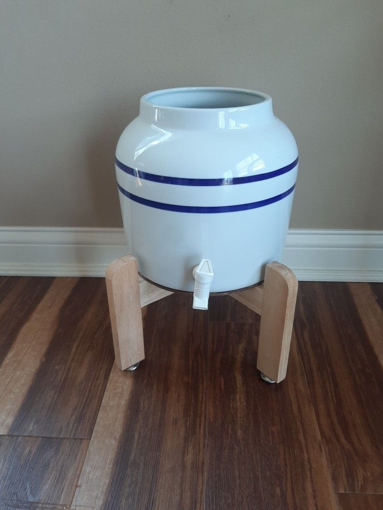 Ceramic Water Dispenser + Wooden Stand
