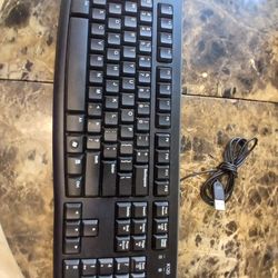 
Logitech - K120 Full-size Wired Membrane Keyboard for PC

Enjoy a comfortable and reliable typing experience with the Logitech K120 Wired Membrane Ke