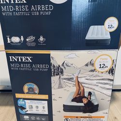 Intex Twin Air mattress/ Air bed 