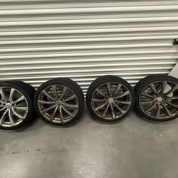 Infiniti G37 OEM Wheel 19x8.5 19x9