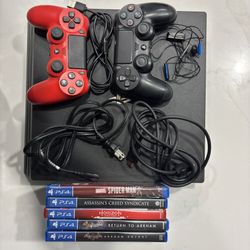 PS 4 Pro 1 TB + 2 Controllers  + 5 games
