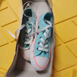 Girls Converse New