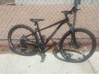 cannondale trail mountain bike
