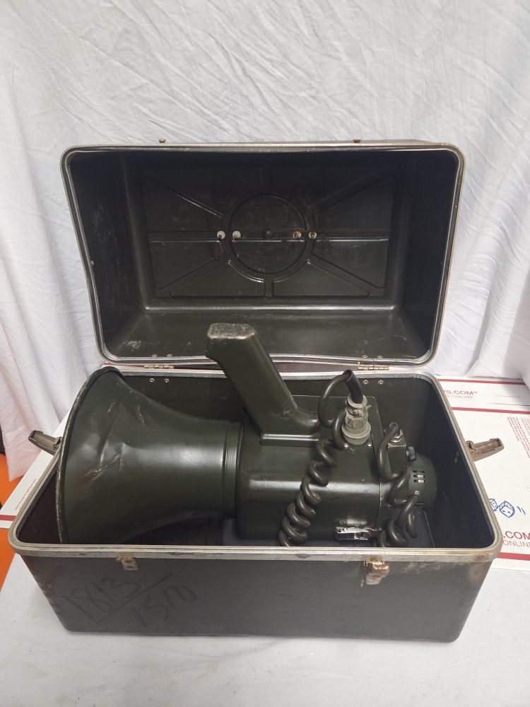 Vintage Vietnam Era US Navy Marine Corps Military Public Address System AN/PIQ-5