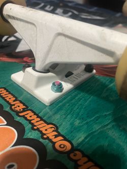 Skateboard