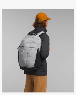 Surge Backpack - 31L