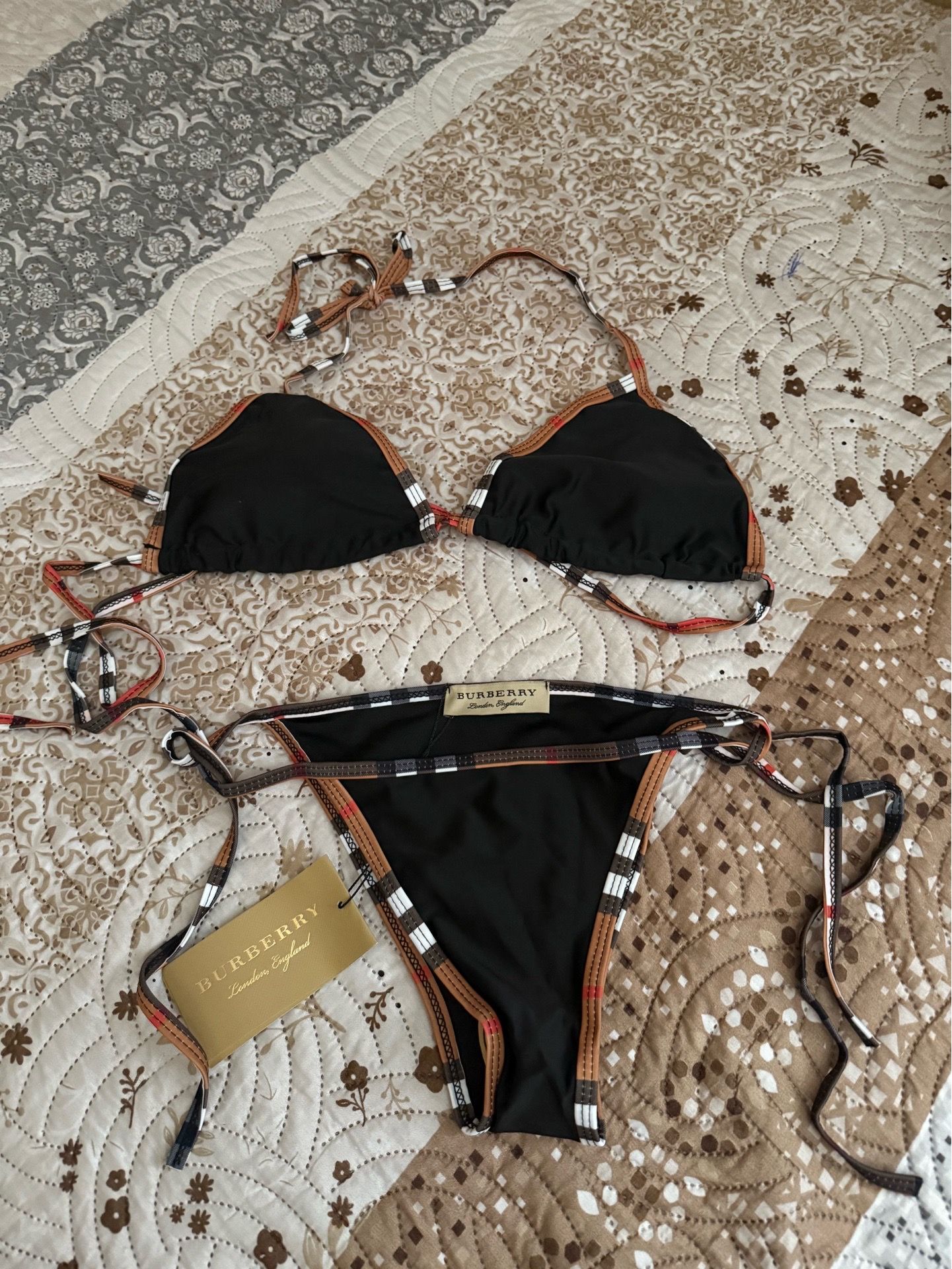 Burberry bikini