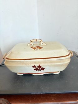 Alfred Meakin England  Tea Leaf  Covered dish