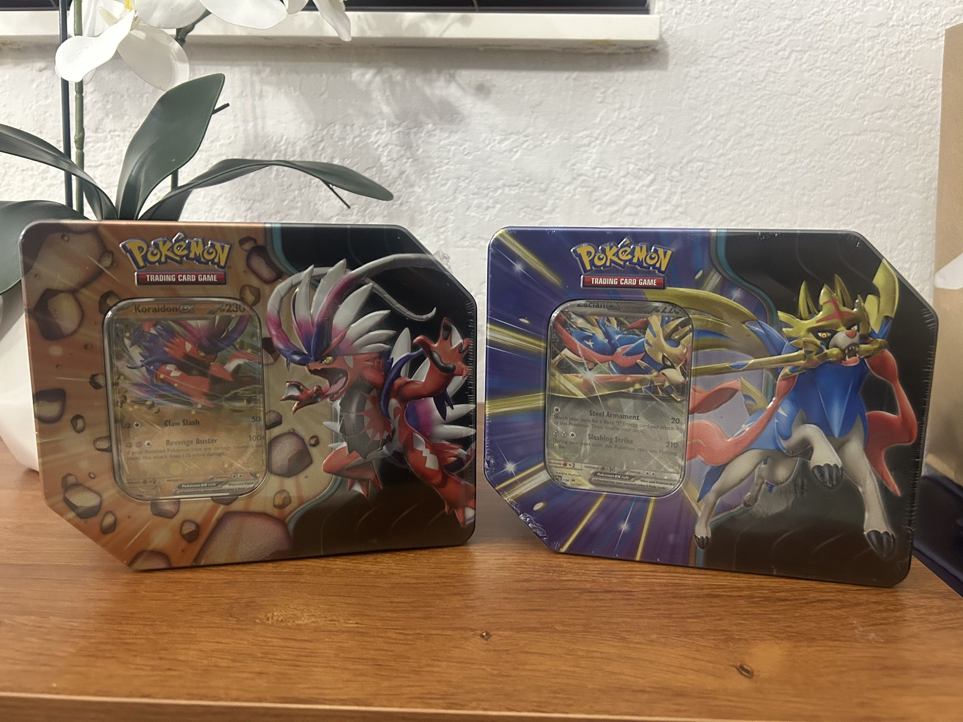 Pokemon Slashing Legends Tin - Zacian Koraidon