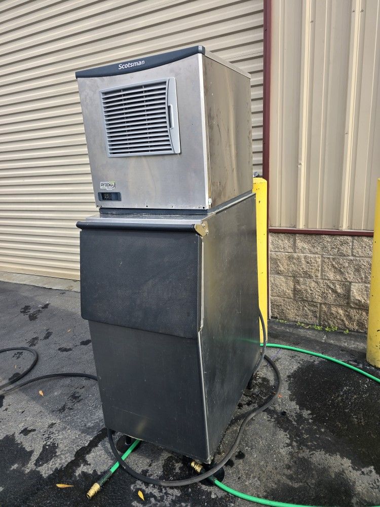 Scotsman Ice Machine