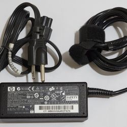 OEM HP Part No. 608425-003 65W 18.5VDC 3.5A Power Adapter