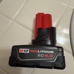 Milwaukee 4.0 Battery 