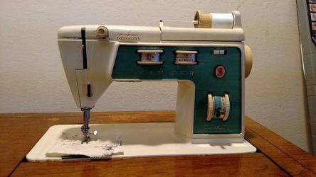 Singer Model 755 Touch & Sew Deluxe Zig Zag Sewing Machine with Desk & Stool