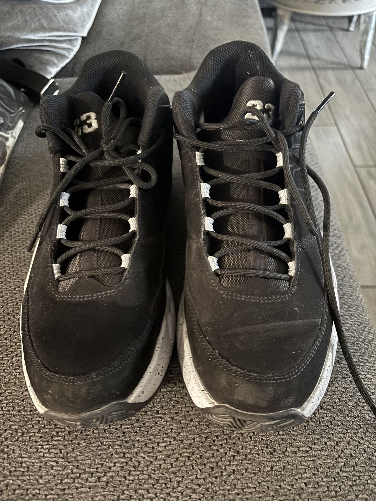 Jordan Max Aura 3’s