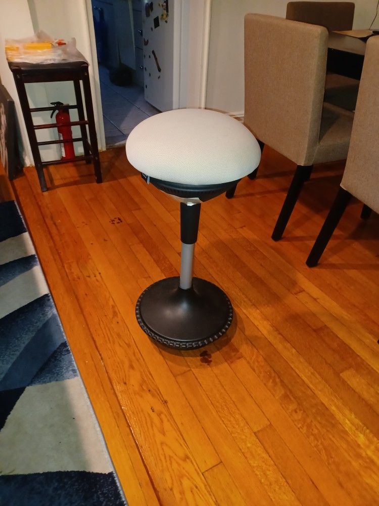 Autonomous ErgoStool - Height-Adjustable Active Sitting Office Chair & Ergonomic Standing Desk Swivel Stool