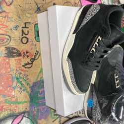 Jordan 3 Black cement Women’s Size 11
