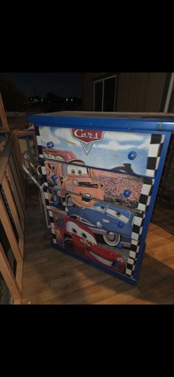 *Free delivery* 4 drawer wooden dresser cars franchise custom design  *read description* blue color