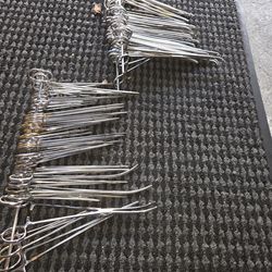 Surgical tweezers for fishing