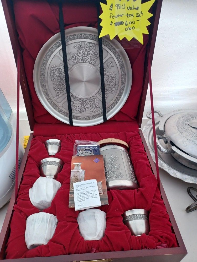 1885 Pewter Tea Sea