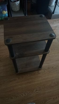 Small side corner table
