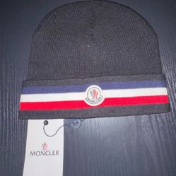 Black Moncler Beanie Red Stripes 