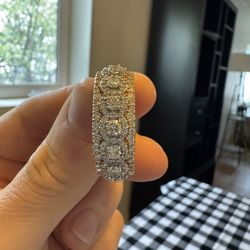 18k Yellow Gold 17 Grams 3 Karat Diamonds  Size 12 Ring