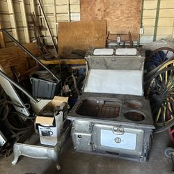 Beautiful Antique Stove 