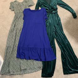 Assorted Dresses/Jumpers (XS)