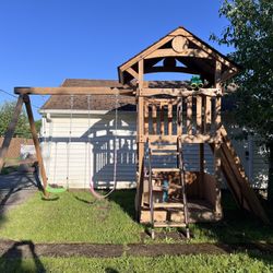 Backyard Adventures Play Structure