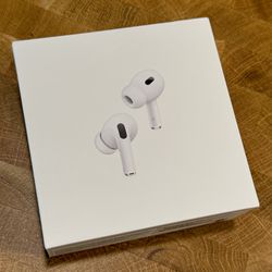 Apple AirPods Pro 2nd Gen w/ Charging Case