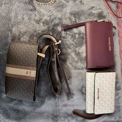 Michael Kors Purses/Wristlets VNDS