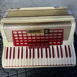 Scandalli Accordion #128 