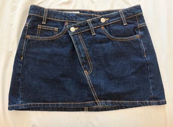 NEW WITHOUT TAGS ZARA DENIM MINI SKIRT