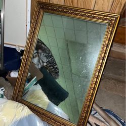 Mirrors & Framed Art